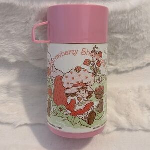Vintage Strawberry Shortcake Thermos by Aladdin (1980)